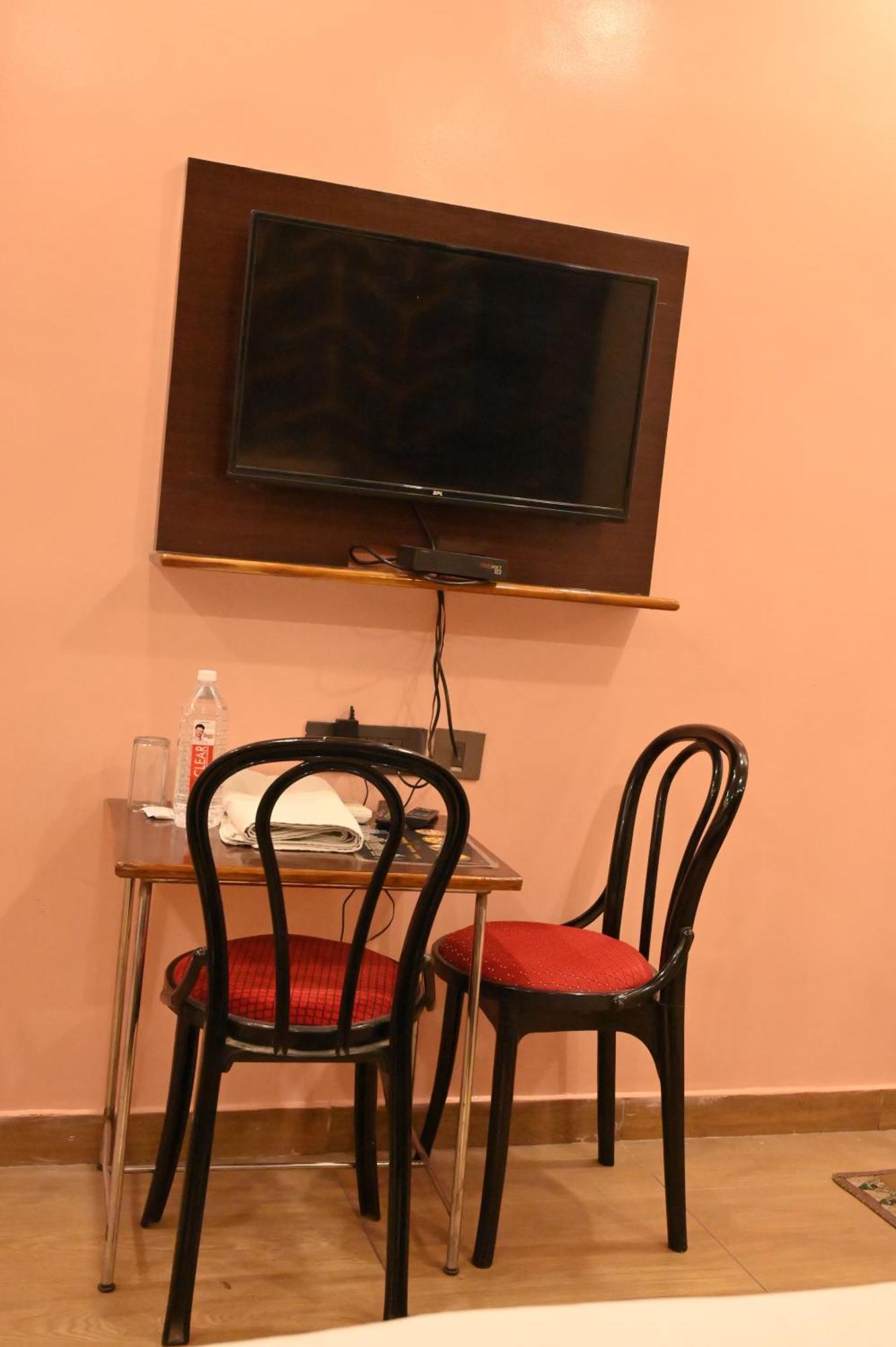 Krystal Hotel Lucknow